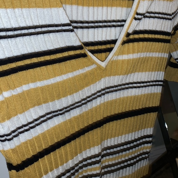 Express Ribbed top - Picture 3 of 3